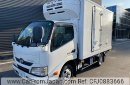 hino dutro 2015 GOO_NET_EXCHANGE_1002383A30250312W002