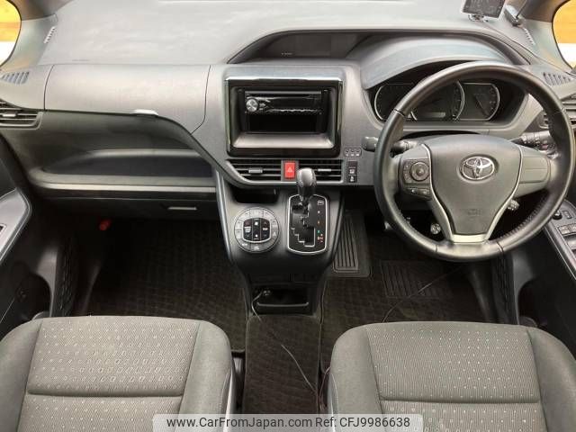 toyota voxy 2016 -TOYOTA--Voxy DBA-ZRR85G--ZRR85-0058432---TOYOTA--Voxy DBA-ZRR85G--ZRR85-0058432- image 2