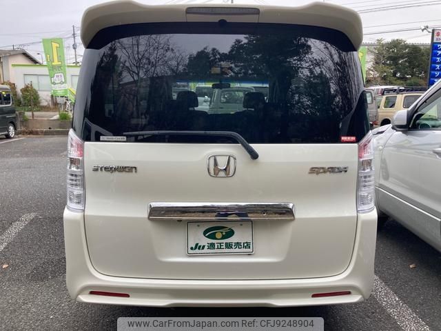 honda stepwagon 2011 -HONDA--Stepwgn RK5--1114949---HONDA--Stepwgn RK5--1114949- image 2