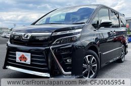 toyota voxy 2018 -TOYOTA--Voxy DBA-ZRR80W--ZRR80-0433031---TOYOTA--Voxy DBA-ZRR80W--ZRR80-0433031-