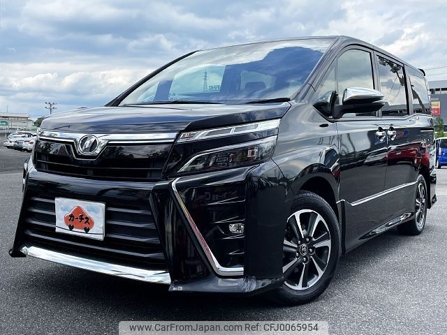 toyota voxy 2018 -TOYOTA--Voxy DBA-ZRR80W--ZRR80-0433031---TOYOTA--Voxy DBA-ZRR80W--ZRR80-0433031- image 1