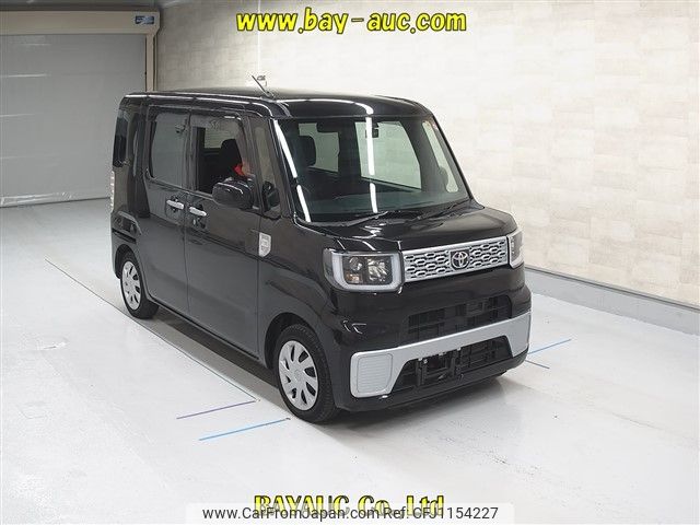 toyota pixis-mega 2016 -TOYOTA--Pixis Mega LA710A-0000848---TOYOTA--Pixis Mega LA710A-0000848- image 1