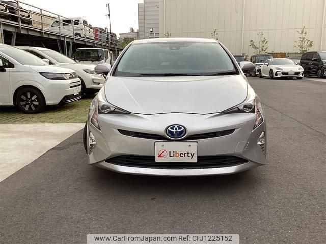 toyota prius 2017 quick_quick_ZVW50_ZVW50-6108576 image 2