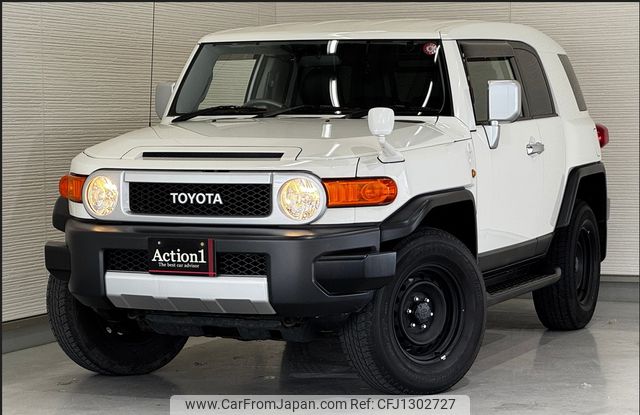 toyota fj-cruiser 2012 159 image 1