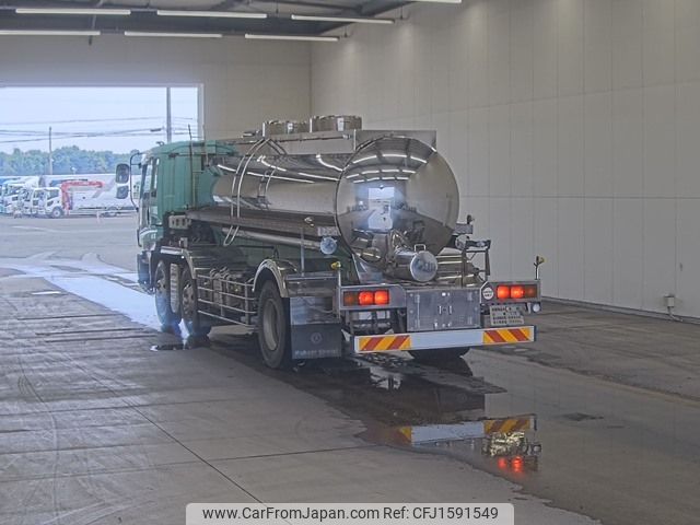 isuzu giga 2006 CFJ1591549 image 2