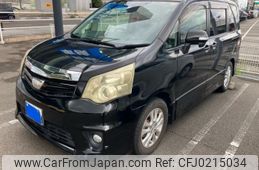 toyota noah 2010 -TOYOTA--Noah DBA-ZRR70W--ZRR70-0352875---TOYOTA--Noah DBA-ZRR70W--ZRR70-0352875-