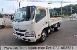 hino dutro 2017 CFJ1603581