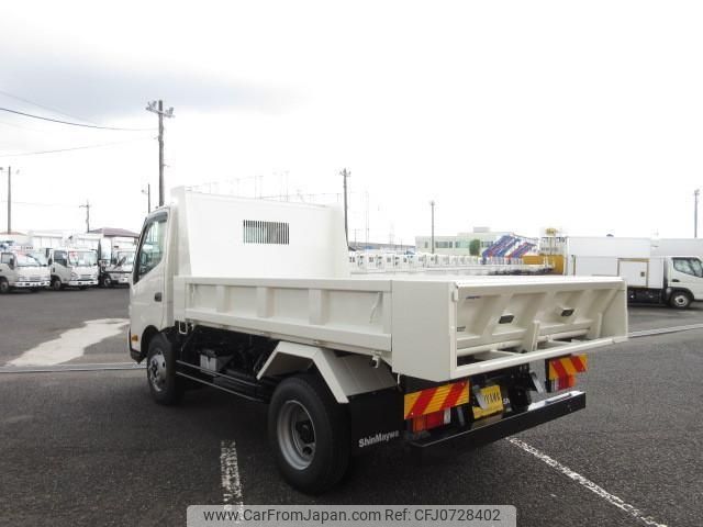 hino dutro 2024 CFJ0728402 image 2