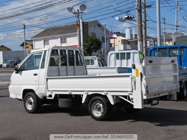 toyota liteace-truck 2002 -TOYOTA--Liteace Truck CM75--0006364---TOYOTA--Liteace Truck CM75--0006364- image 2