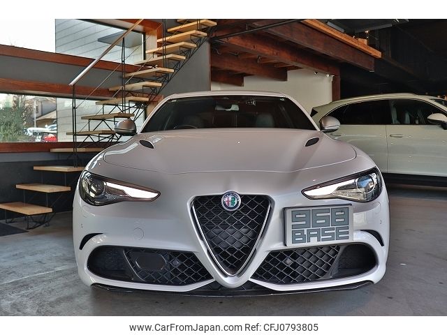 alfa-romeo giulia 2019 -ALFA ROMEO--Alfa Romeo Giulia ABA-95229--ZAREAEHV2J7575599---ALFA ROMEO--Alfa Romeo Giulia ABA-95229--ZAREAEHV2J7575599- image 2