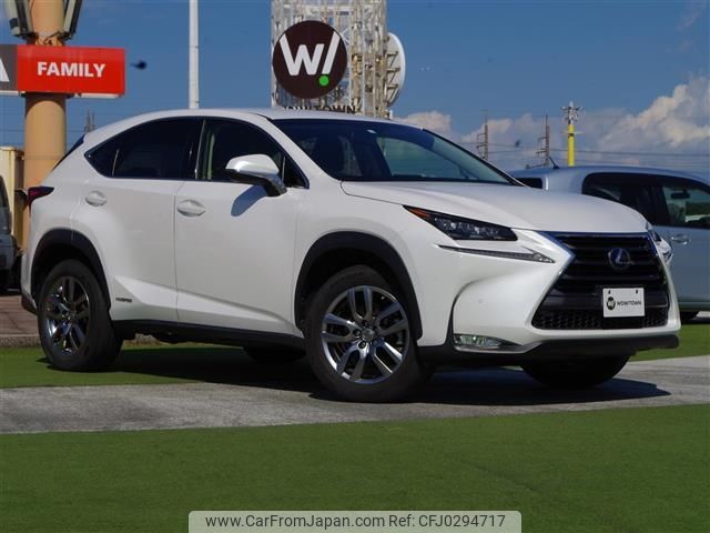 lexus nx 2016 -LEXUS--Lexus NX DAA-AYZ10--AYZ10-1011345---LEXUS--Lexus NX DAA-AYZ10--AYZ10-1011345- image 1