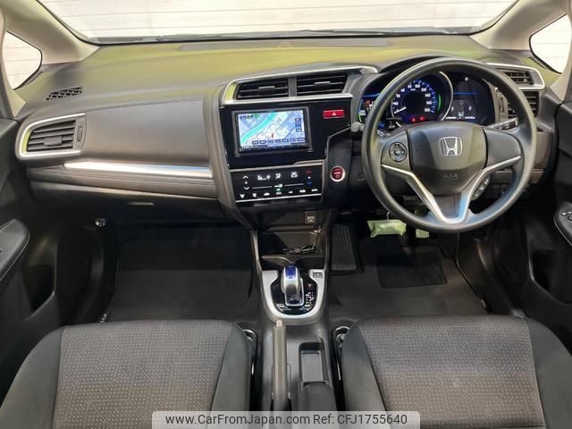 honda fit-hybrid 2017 CFJ1755640 image 2