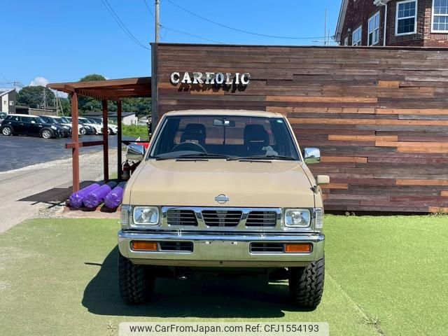 nissan datsun-pickup 1994 CFJ1554193 image 2
