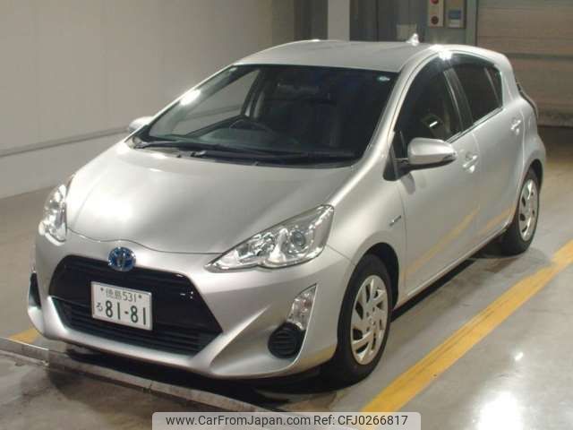 toyota aqua 2015 -TOYOTA 【徳島 531ﾙ8181】--AQUA DAA-NHP10--NHP10-6386144---TOYOTA 【徳島 531ﾙ8181】--AQUA DAA-NHP10--NHP10-6386144- image 1