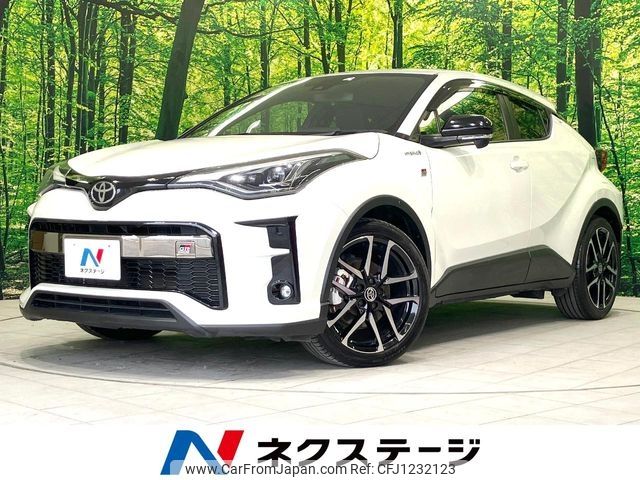 toyota c-hr 2020 -TOYOTA--C-HR 6AA-ZYX11--ZYX11-2004467---TOYOTA--C-HR 6AA-ZYX11--ZYX11-2004467- image 1