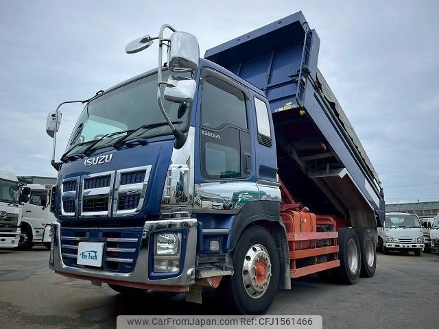isuzu giga 2014 CFJ1561466 image 2