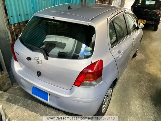 toyota vitz 2010 CFJ1670110 image 2