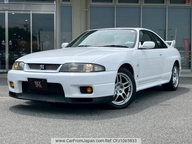 nissan skyline-gt-r 1997 CFJ1065833 image 1