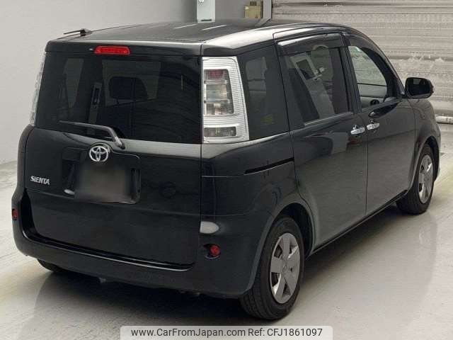 toyota sienta 2012 CFJ1861097 image 2