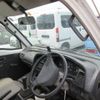 suzuki carry-truck 1995 M0521 image 8