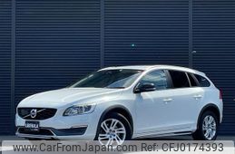 volvo v60 2015 -VOLVO--Volvo V60 LDA-FD4204T--YV1FZA8RDG1004979---VOLVO--Volvo V60 LDA-FD4204T--YV1FZA8RDG1004979-