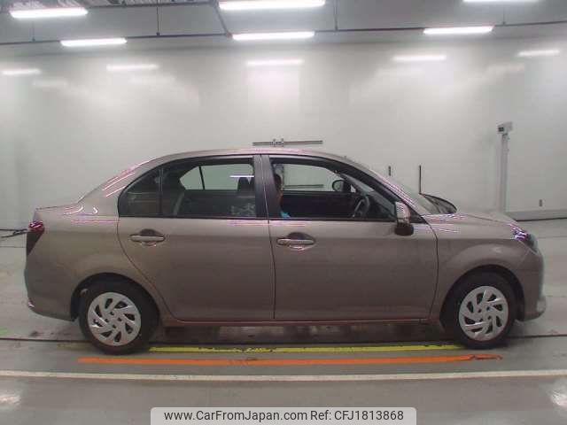 toyota corolla-axio 2025 CFJ1813868 image 2