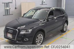 audi q5 2016 quick_quick_ABA-8RCNCF_WAUZZZ8R5GA013915