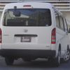 toyota hiace-wagon 2013 quick_quick_CBA-TRH214W_0033879 image 2