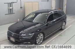 volkswagen passat-variant 2016 CFJ1684699