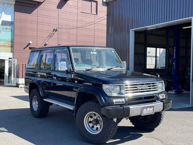 car_f6132b68-df75-4fbb-a5ab-