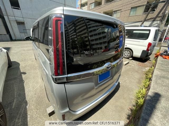 toyota noah 2018 CFJ1516371 image 2