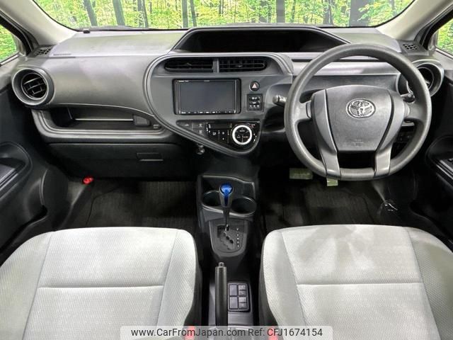 toyota aqua 2018 CFJ1674154 image 2