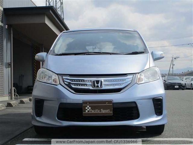 honda fit-hybrid 2012 250614165323 image 2