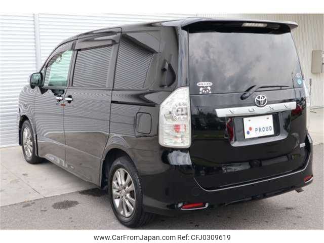 toyota voxy 2010 TE4839 image 1