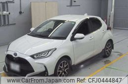 toyota yaris 2020 -TOYOTA 【豊橋 535ﾋ1717】--Yaris 6AA-MXPH10--MXPH10-2034569---TOYOTA 【豊橋 535ﾋ1717】--Yaris 6AA-MXPH10--MXPH10-2034569-