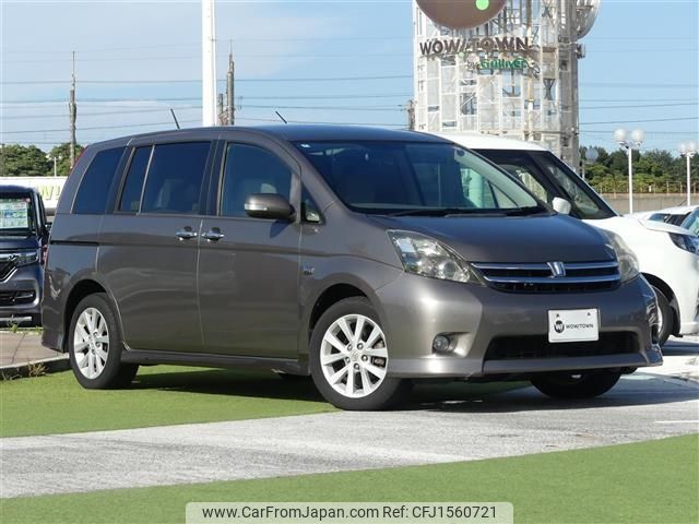 toyota isis 2008 CFJ1560721 image 1