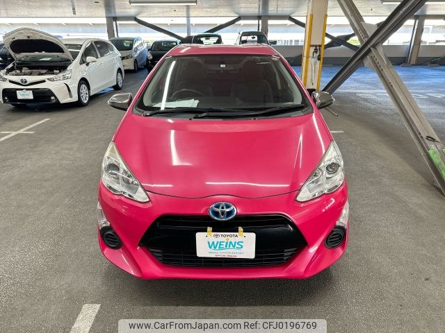 toyota aqua 2015 AF-NHP10-2483600 image 2