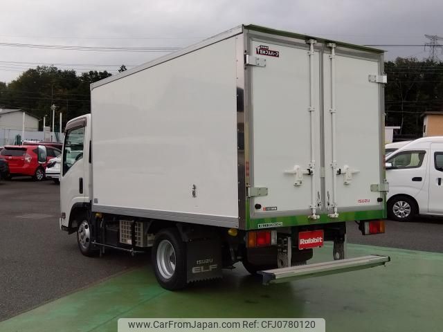 isuzu elf-truck 2016 CFJ0780120 image 2