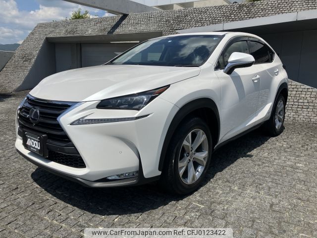 lexus nx 2015 -LEXUS--Lexus NX DAA-AYZ15--AYZ15-1004923---LEXUS--Lexus NX DAA-AYZ15--AYZ15-1004923- image 1