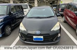 toyota aqua 2013 -TOYOTA--AQUA DAA-NHP10--NHP10-2173581---TOYOTA--AQUA DAA-NHP10--NHP10-2173581-