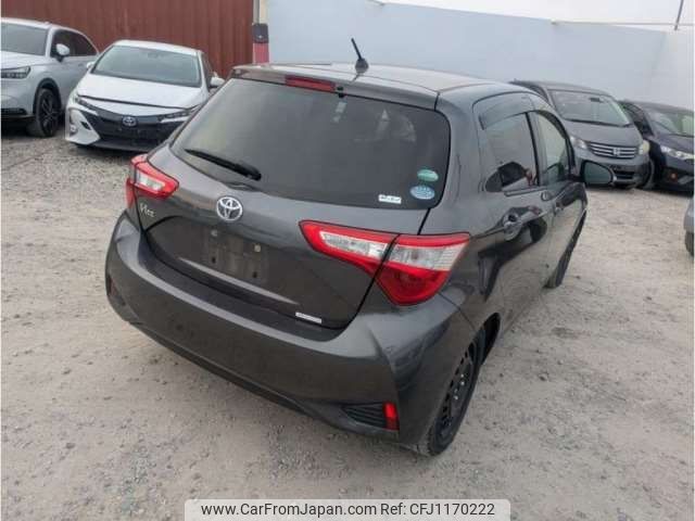 toyota vitz 2017 -TOYOTA--Vitz DBA-NSP130--NSP130-2261761---TOYOTA--Vitz DBA-NSP130--NSP130-2261761- image 2