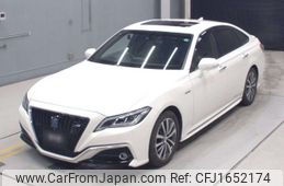 toyota crown 2018 CFJ1652174
