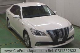 toyota crown 2014 -TOYOTA--Crown AWS210--6061575---TOYOTA--Crown AWS210--6061575-