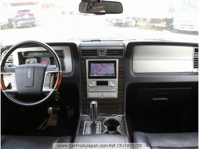 lincoln navigator 2009 CFJ1871729 image 2