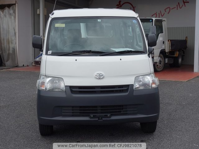 toyota townace-van 2017 24432102 image 2