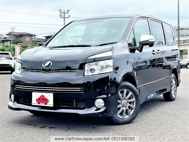toyota voxy 2010 CFJ1500703 image 1