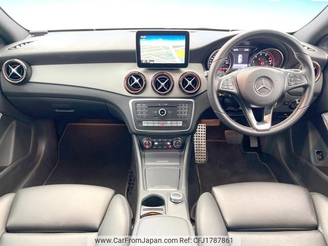 mercedes-benz cla-class 2018 CFJ1787861 image 2