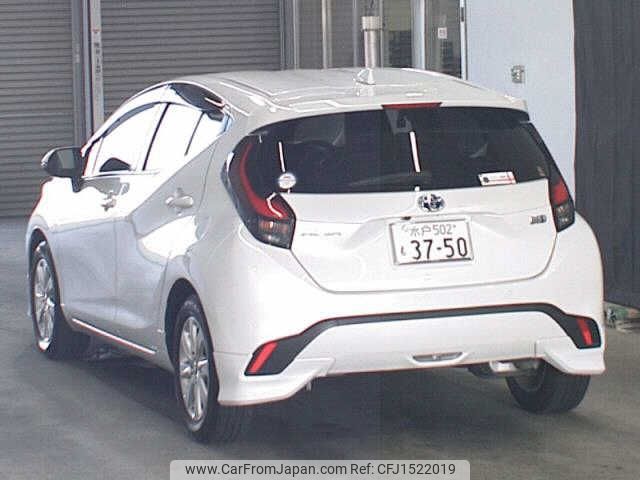 toyota aqua 2023 CFJ1522019 image 2
