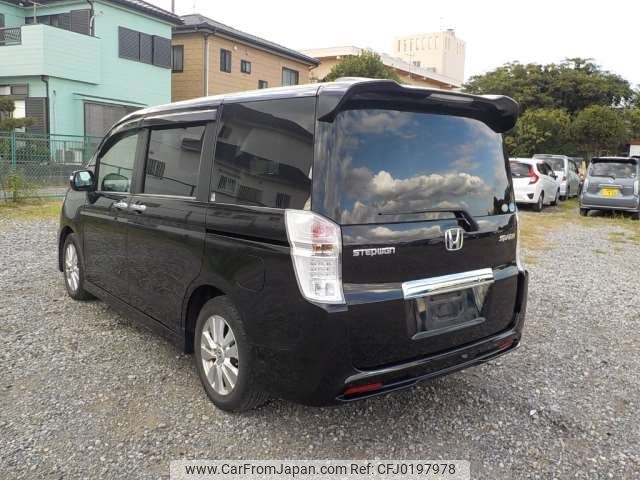 honda stepwagon 2011 -HONDA--Stepwgn DBA-RK5--RK5-1203857---HONDA--Stepwgn DBA-RK5--RK5-1203857- image 2