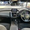 toyota crown-hybrid 2018 quick_quick_6AA-AZSH20_AZSH20-1016937 image 3